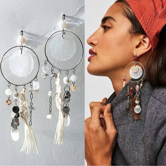 Free People Bohemian Earrings Coco Bongo Dangles Silver Ivory Neutral Coastal - Picture 1 of 10